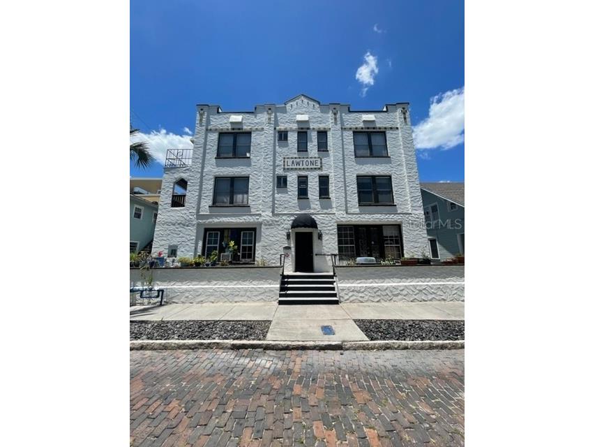 324 Grove Street N #303 Saint Petersburg FL 33701 T3498473 image1