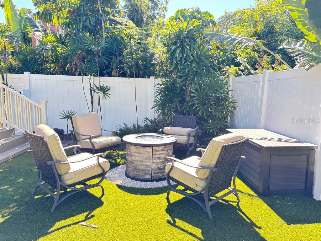 324 Julia Place Sarasota FL 34236 A4672551 image9