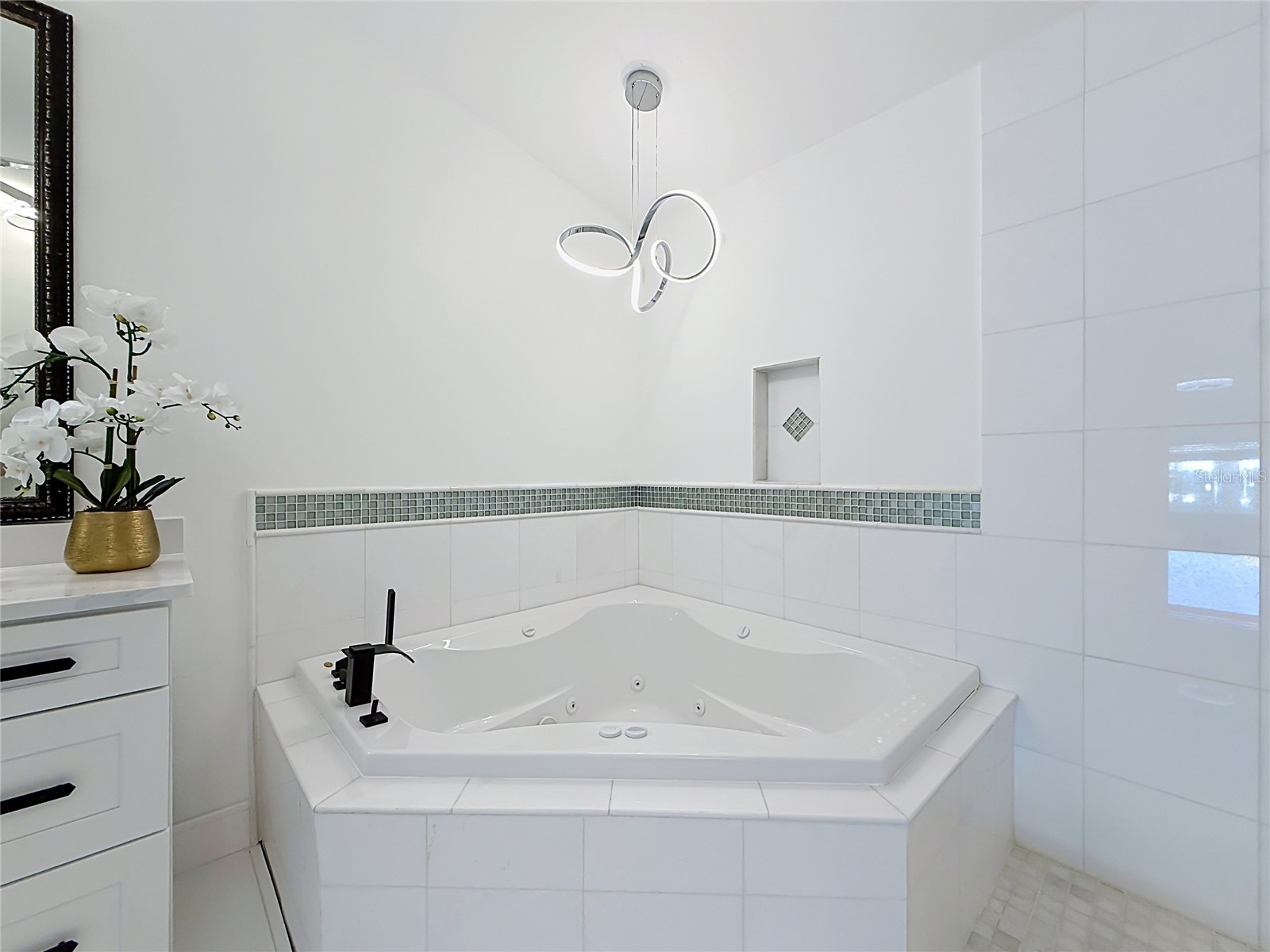 324 Leeward Island Clearwater Beach FL 33767 TB8518175 image52