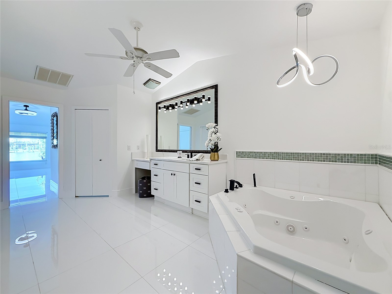324 Leeward Island Clearwater Beach FL 33767 TB8518175 image53