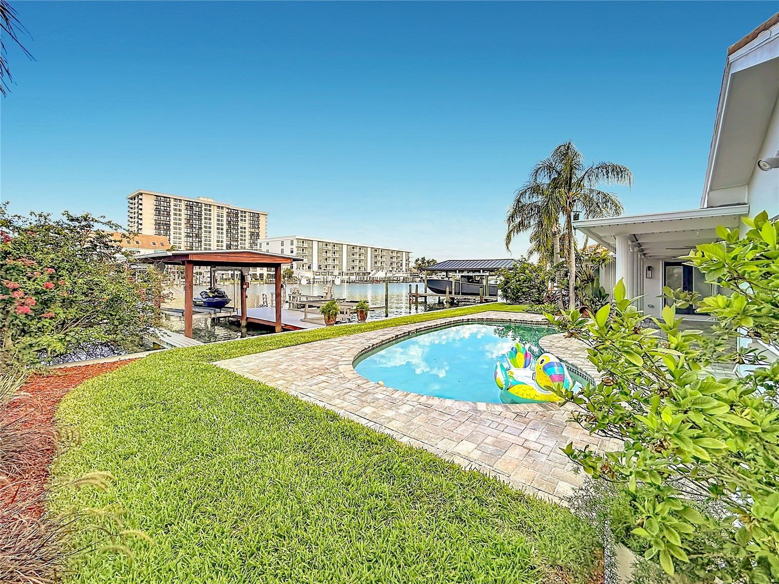324 Leeward Island Clearwater Beach FL 33767 TB8518175 image59