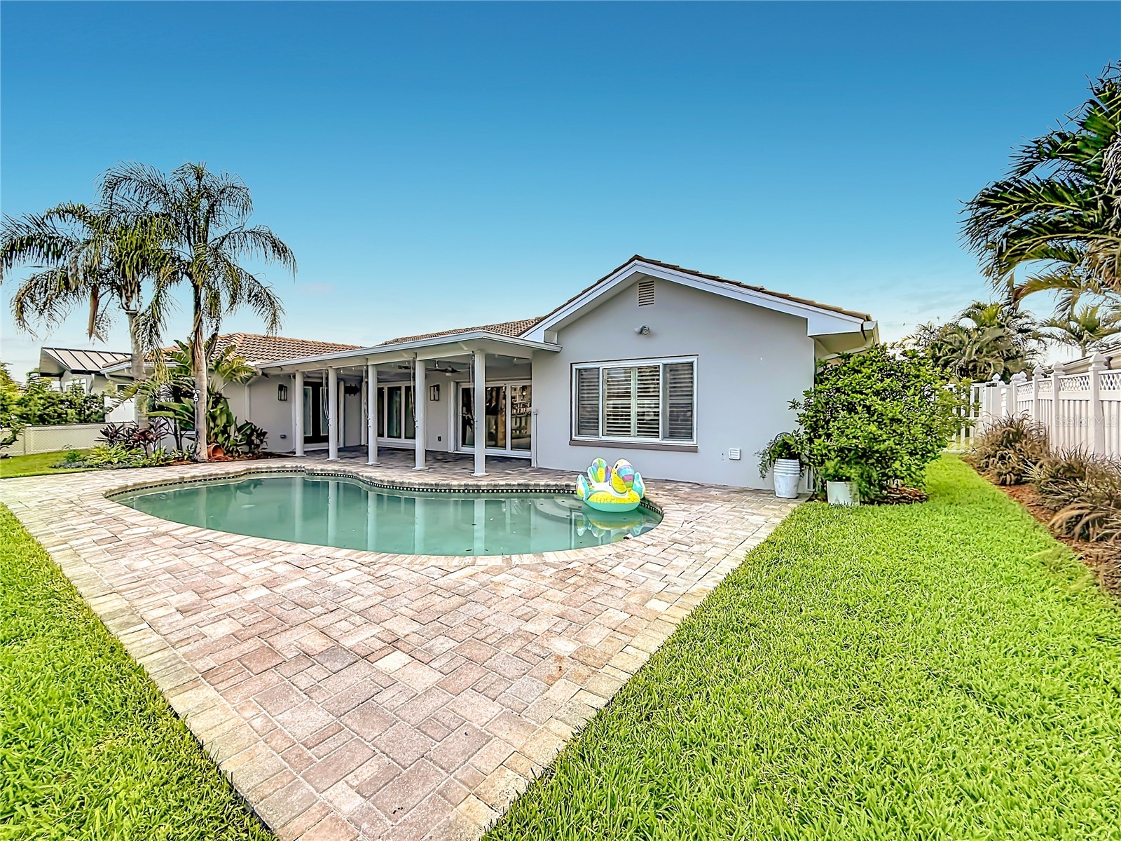 324 Leeward Island Clearwater Beach FL 33767 TB8518175 image61