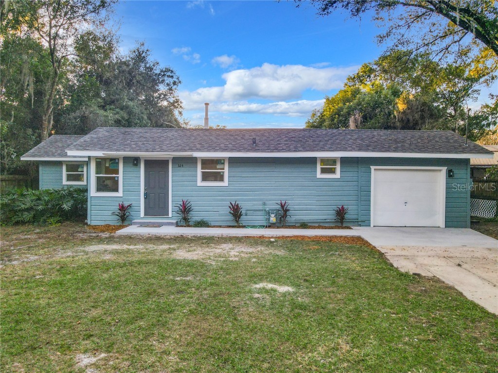 324 N Stone Street Deland FL 32720 V4933552 image1