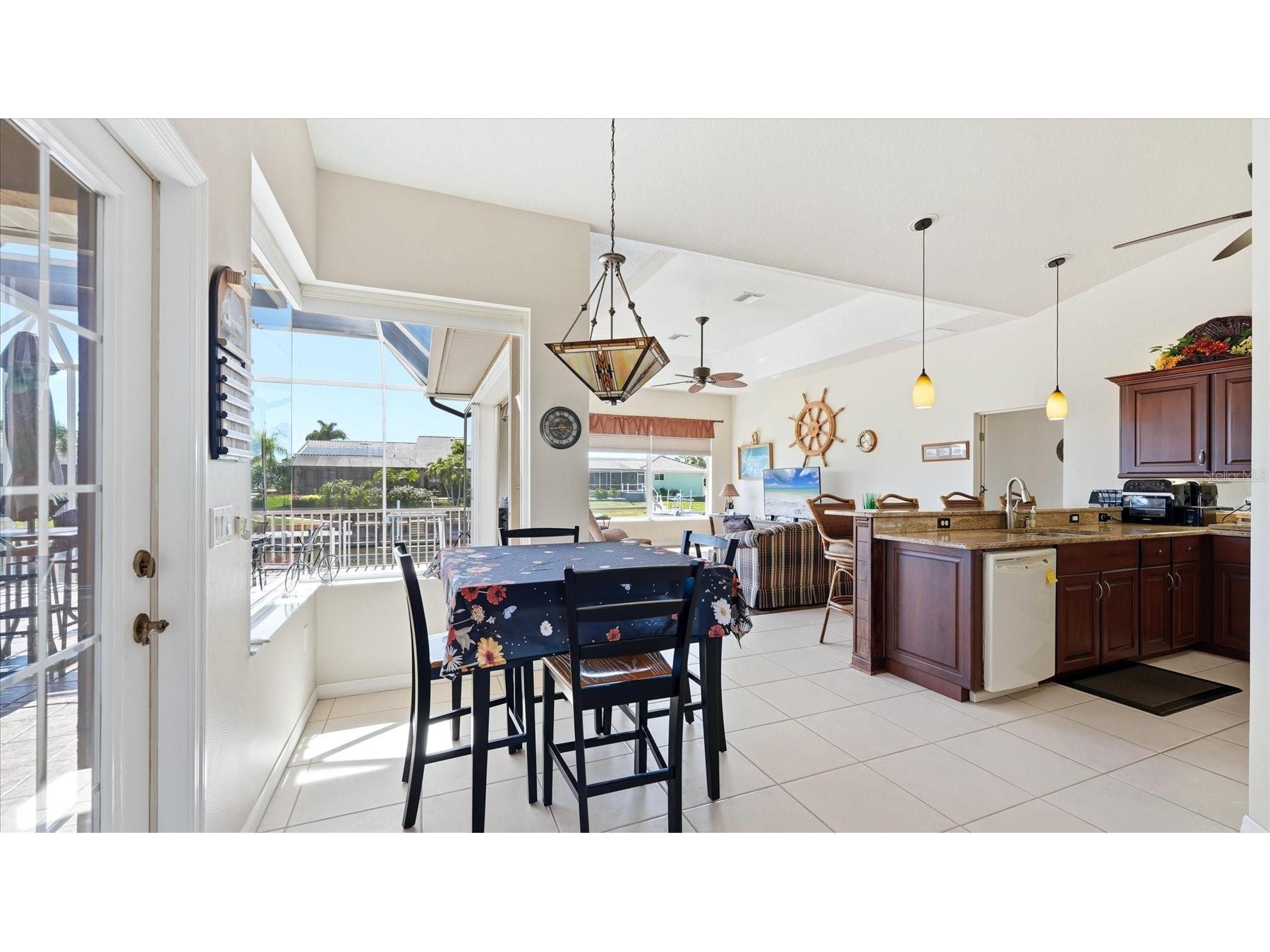 324 Oakwood Circle Englewood FL 34223 D6147206 image12