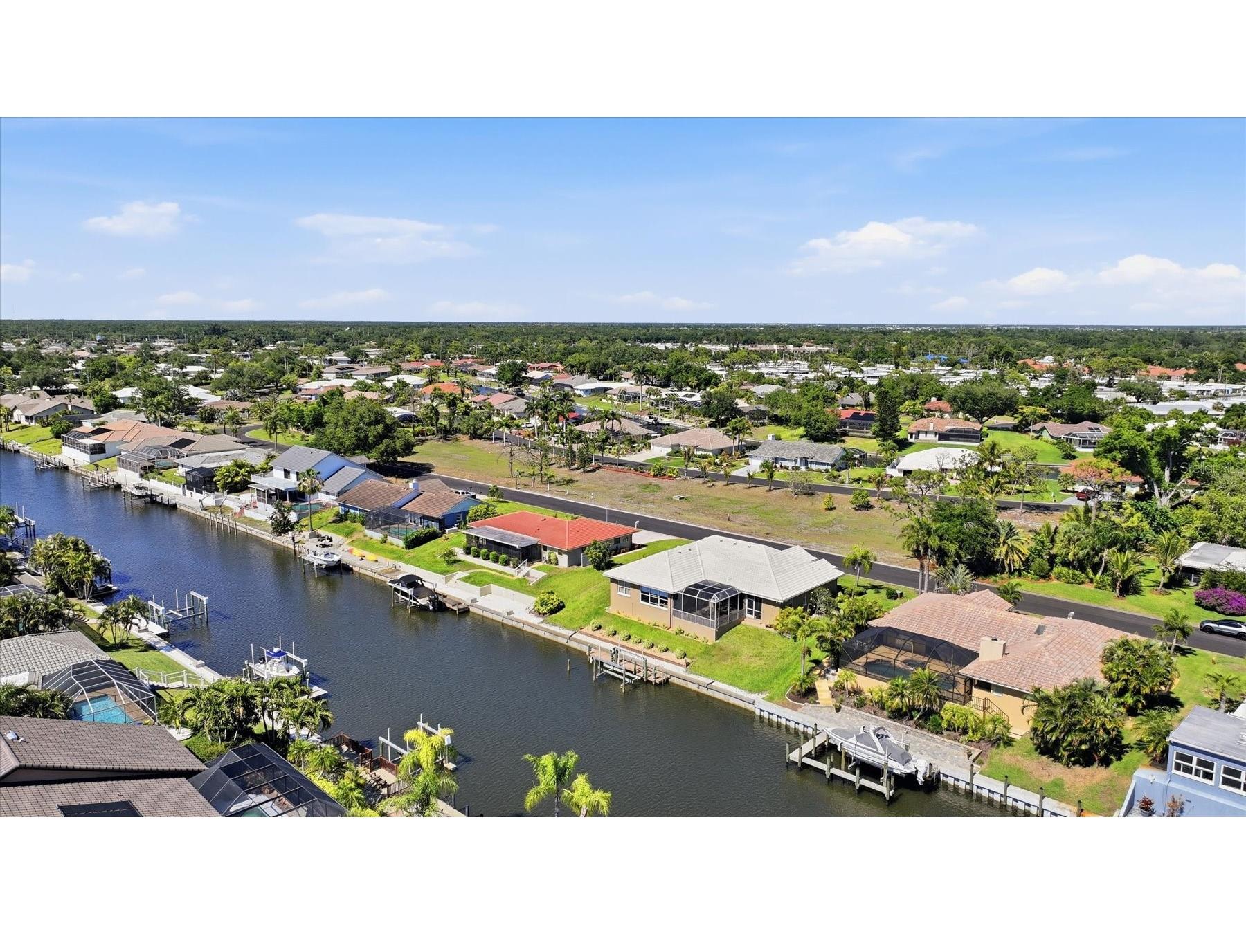 324 Oakwood Circle Englewood FL 34223 D6147206 image36