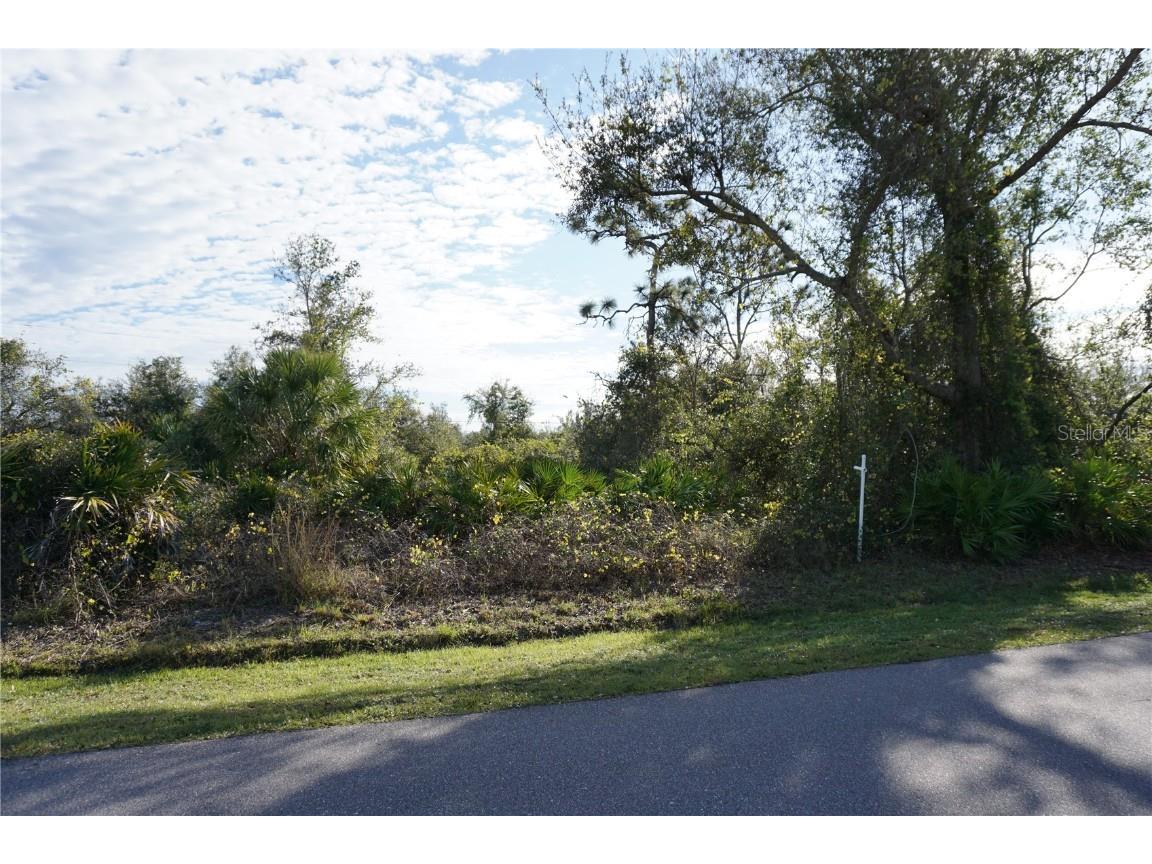 324 Omen Street Punta Gorda FL 33982 C7503440 image3