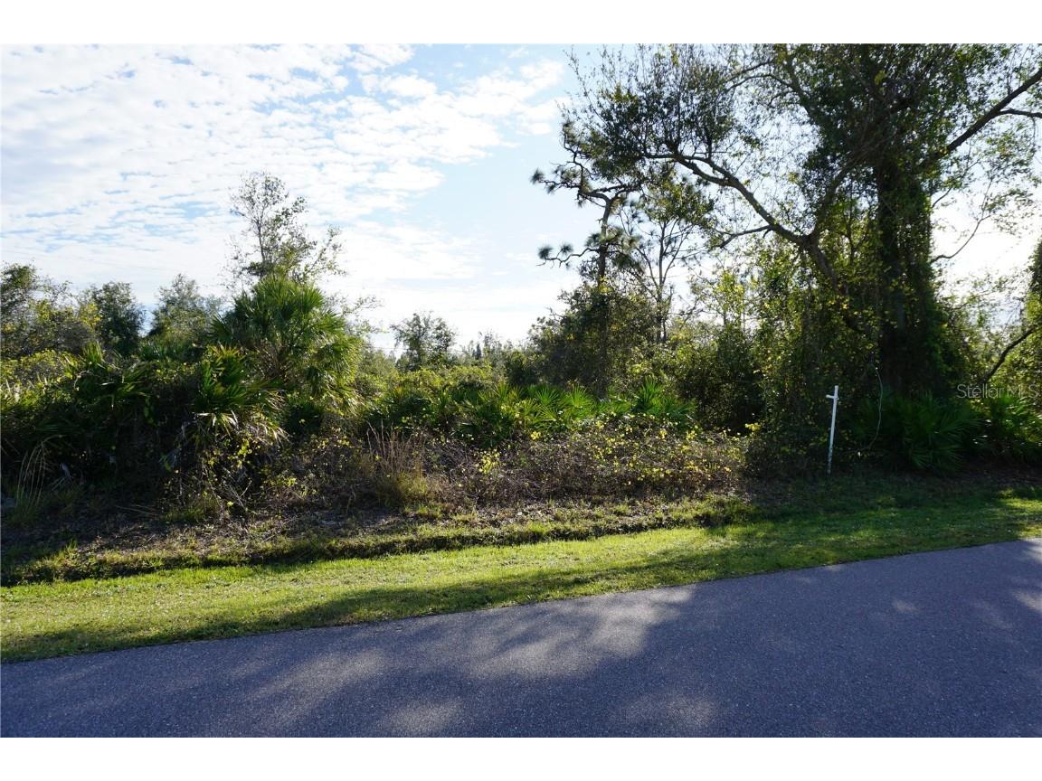 324 Omen Street Punta Gorda FL 33982 C7503440 image4