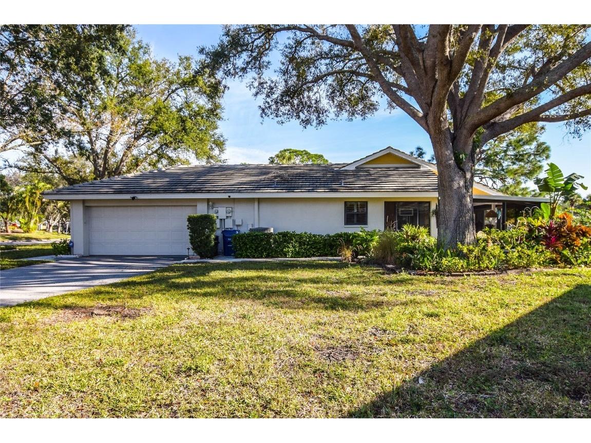 324 Pembroke Lane S #231 Venice FL 34293 N6130581 image1
