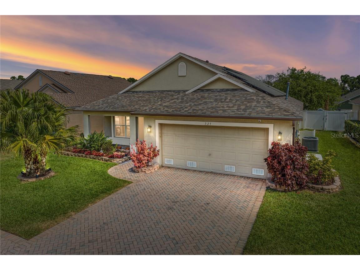 324 Regency Street Davenport FL 33896 L4935925 image1
