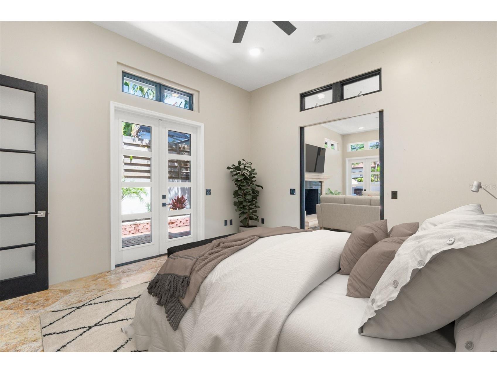 324 Siesta Drive Sarasota FL 34242 A4692790 image23