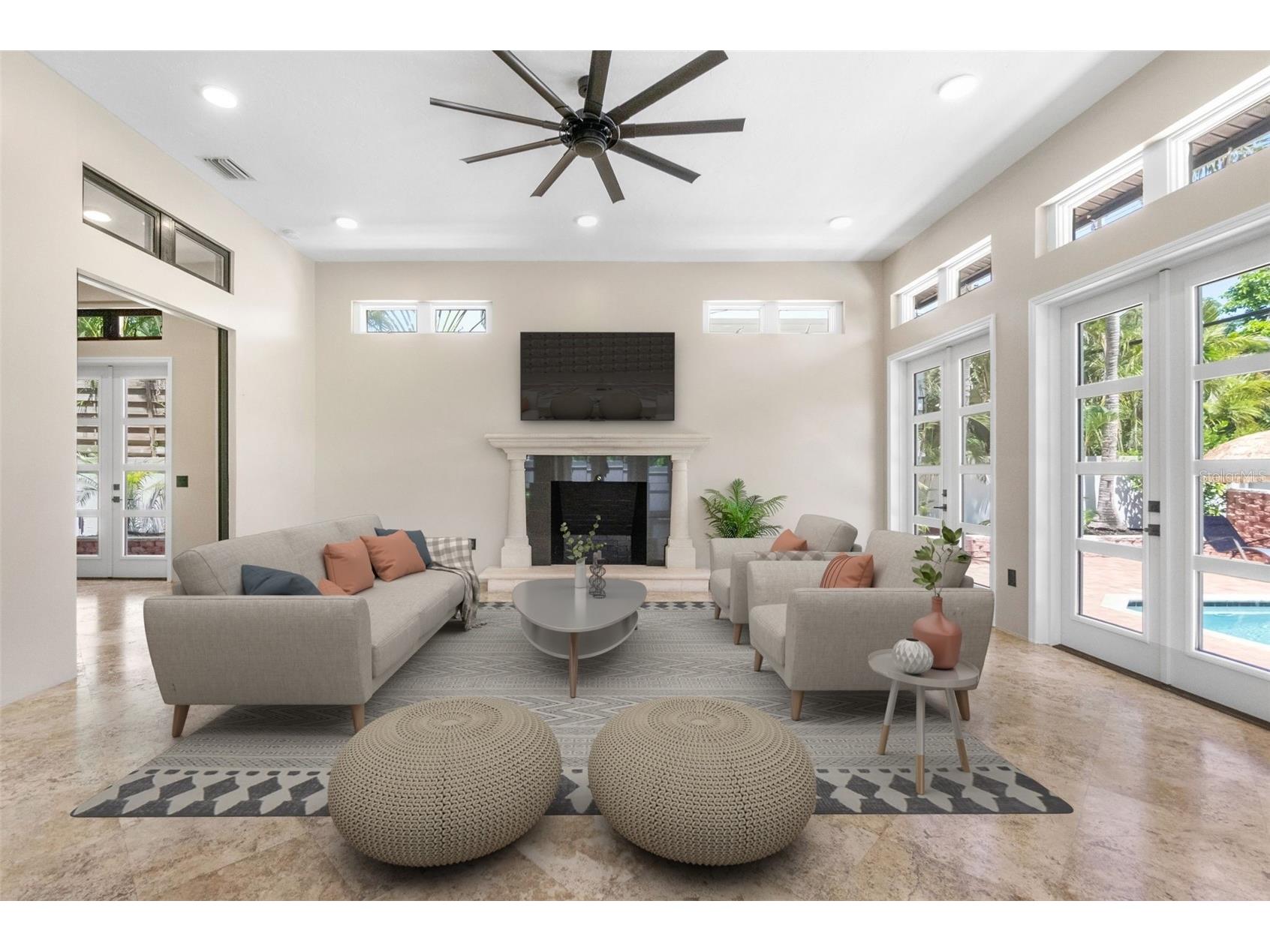324 Siesta Drive Sarasota FL 34242 A4692790 image9