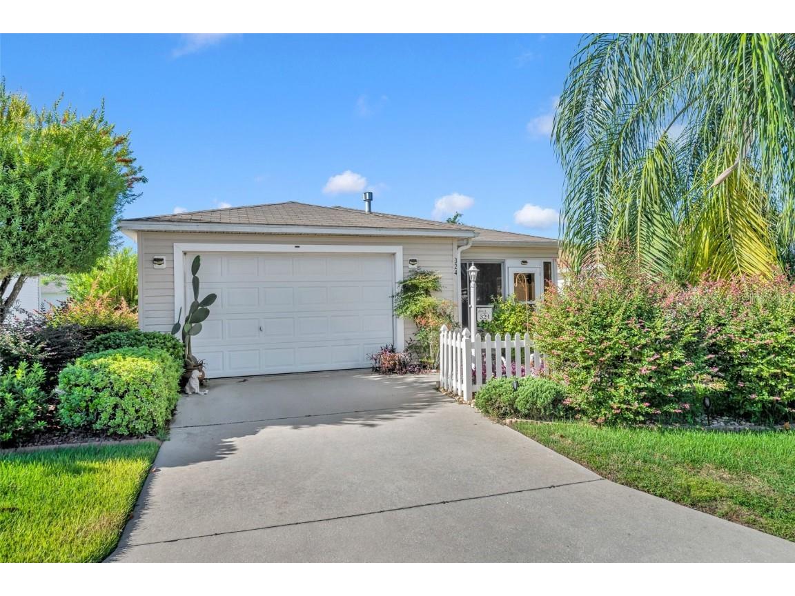 324 Starr Lane The Villages FL 32162 G5087541 image1
