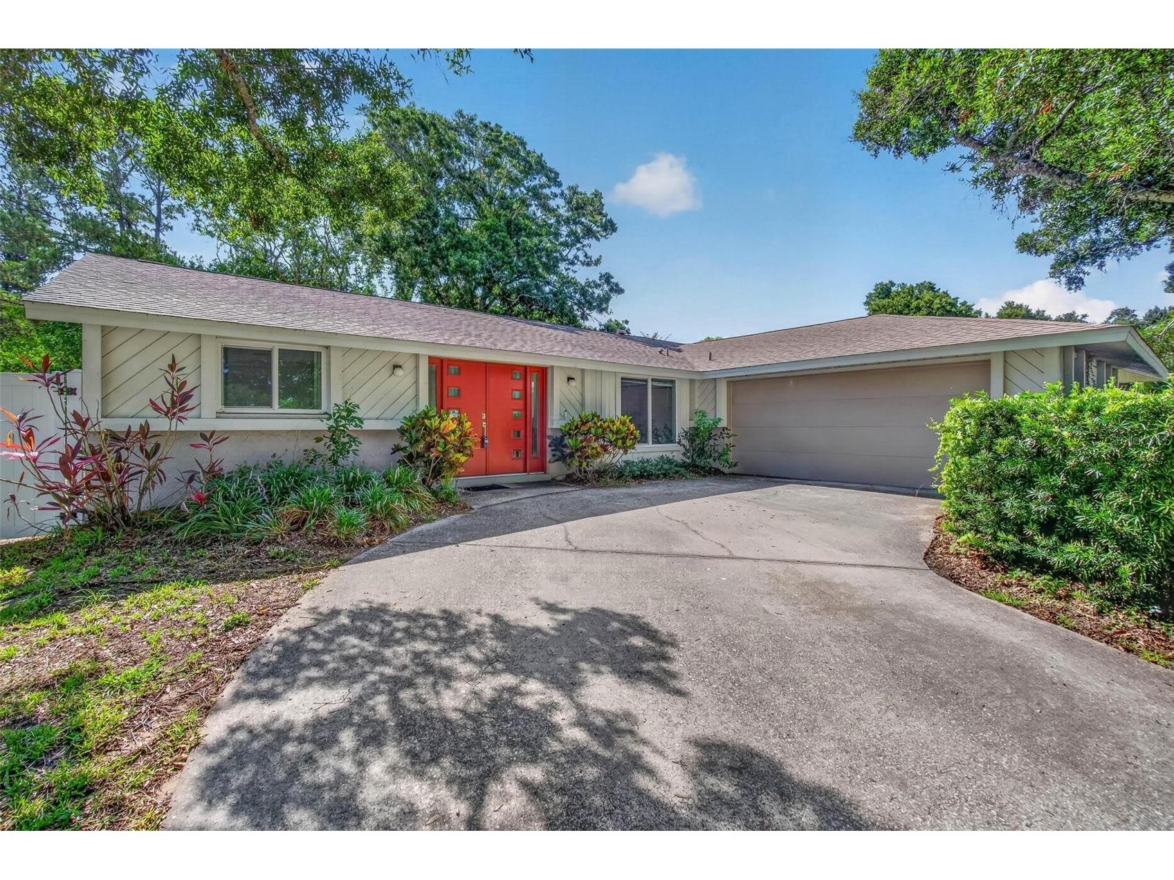 324 Sweetgum Court Palm Harbor FL 34683 TB8528926 image1