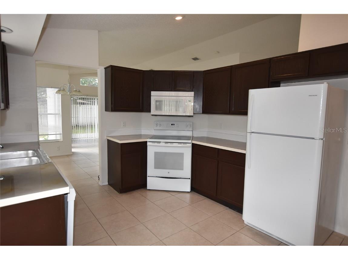 3240 Brewster Drive Kissimmee FL 34743 O6348122 image2