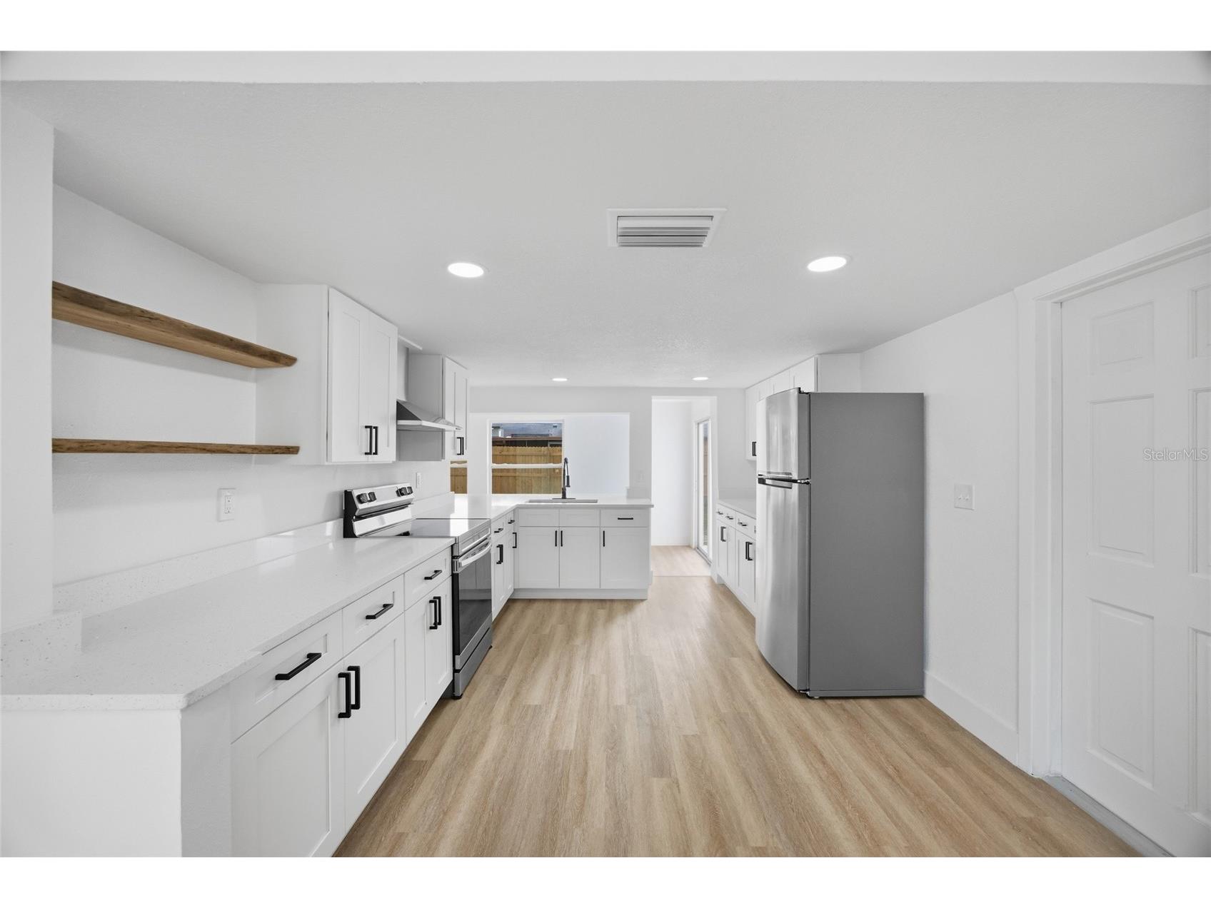 3240 Brookfield Drive Holiday FL 34691 TB8495160 image9