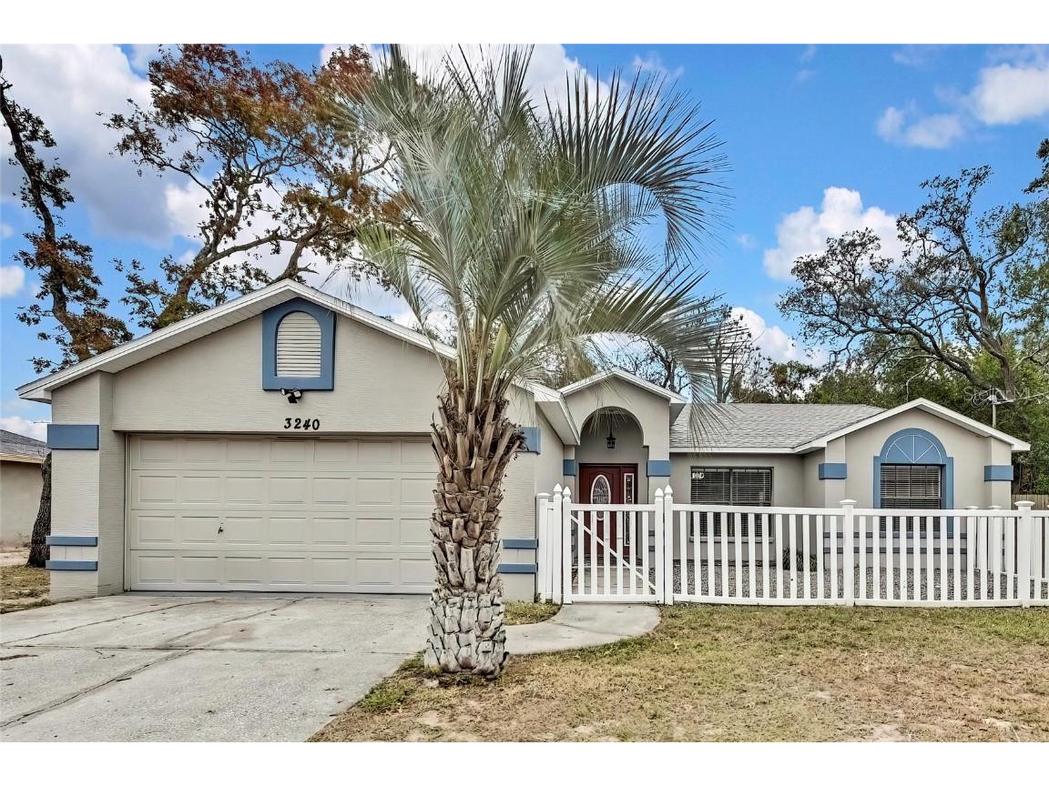 3240 Deltona Boulevard Spring Hill FL 34606 TB8338294 image1