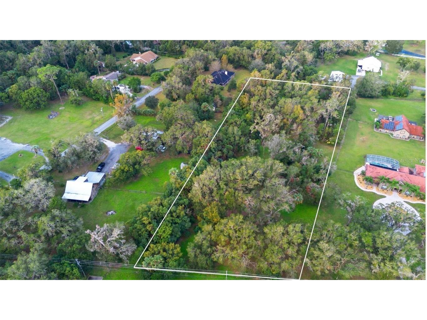 3240 Grand Avenue Deland FL 32720 V4939445 image1