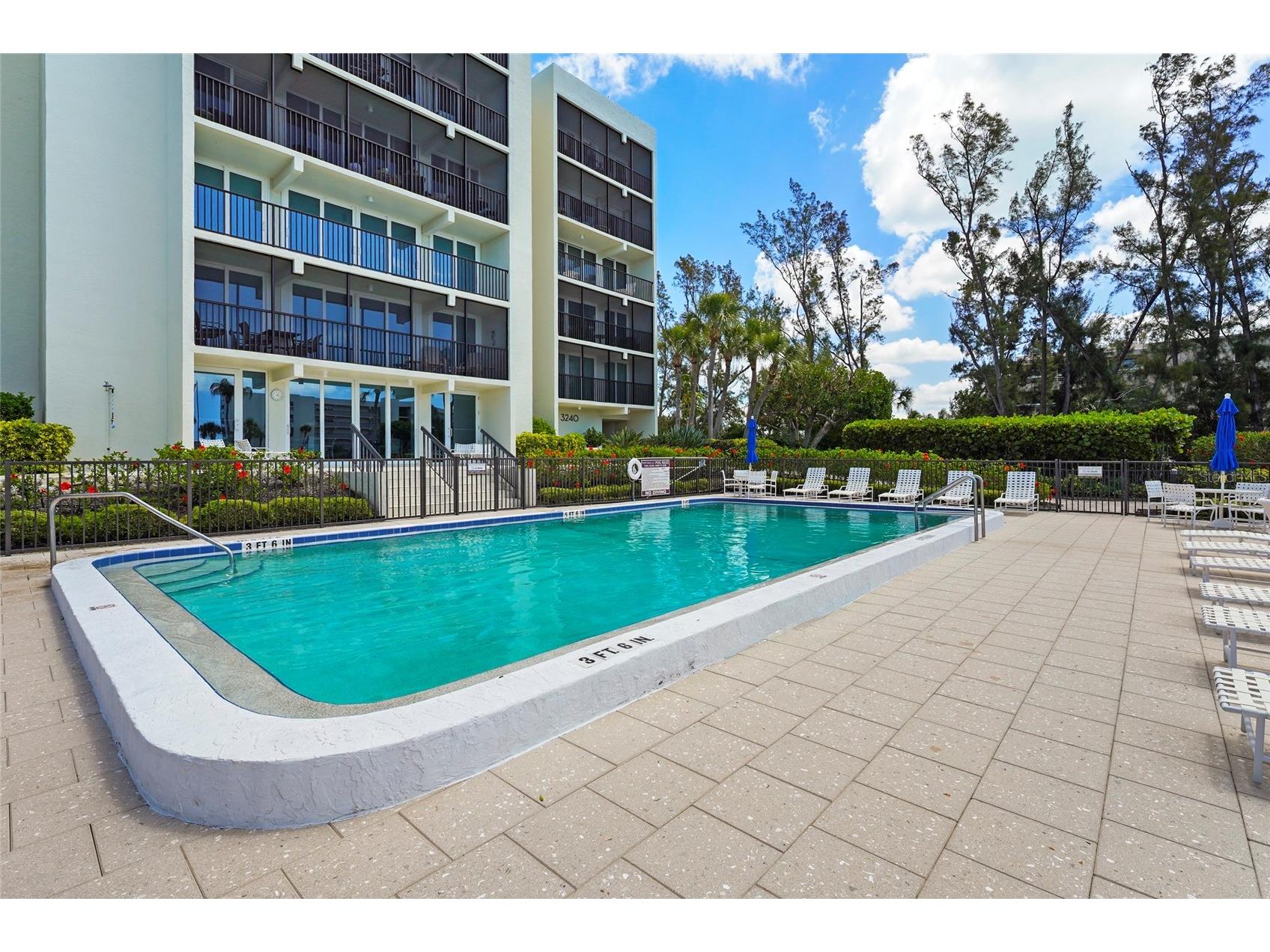 3240 Gulf Of Mexico Drive #B104 Longboat Key FL 34228 A4688243 image14