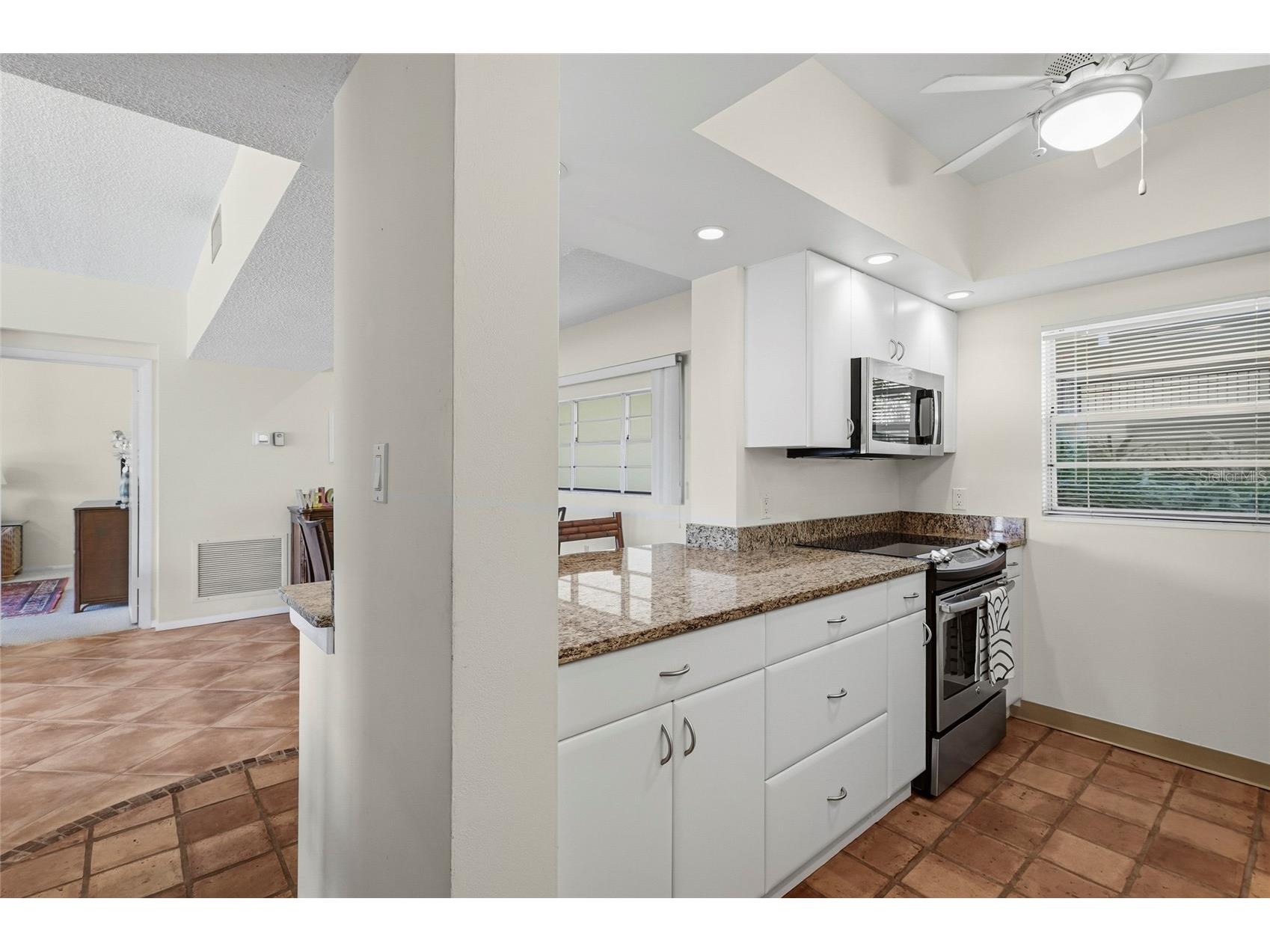 3240 Gulf Of Mexico Drive #B104 Longboat Key FL 34228 A4688243 image20