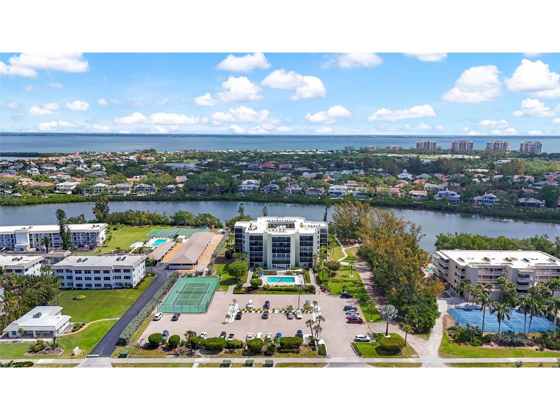 3240 Gulf Of Mexico Drive #B104 Longboat Key FL 34228 A4688243 image41