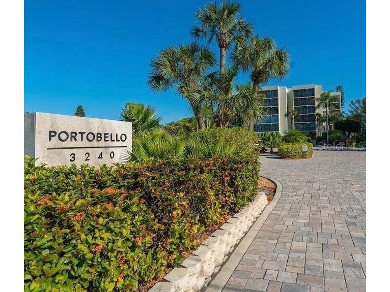 3240 Gulf Of Mexico Drive #B402 Longboat Key FL 34228 A4674652 image1