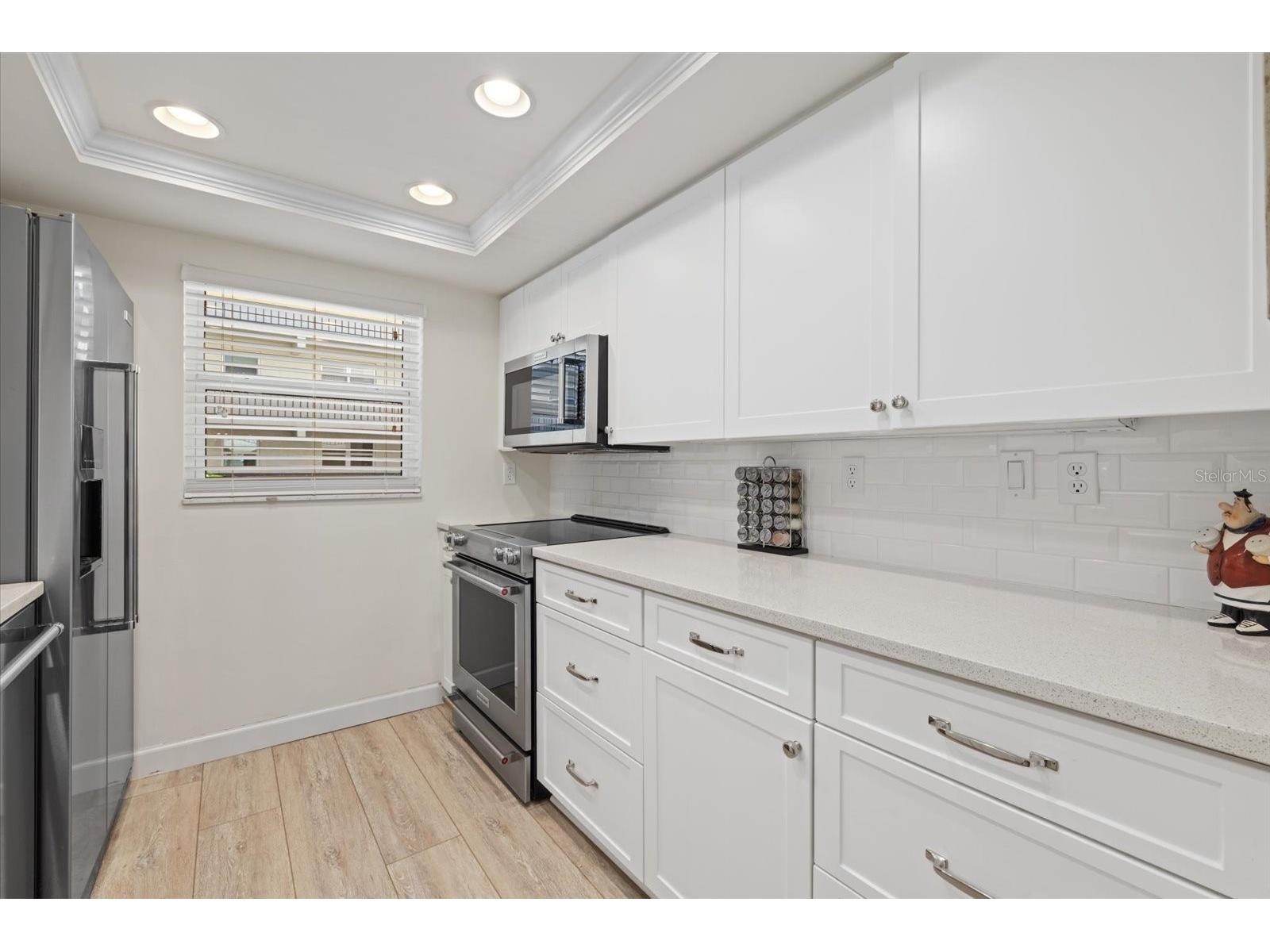3240 Gulf Of Mexico Drive #B402 Longboat Key FL 34228 - BUTTONWOOD HARBOUR A4686024 image10