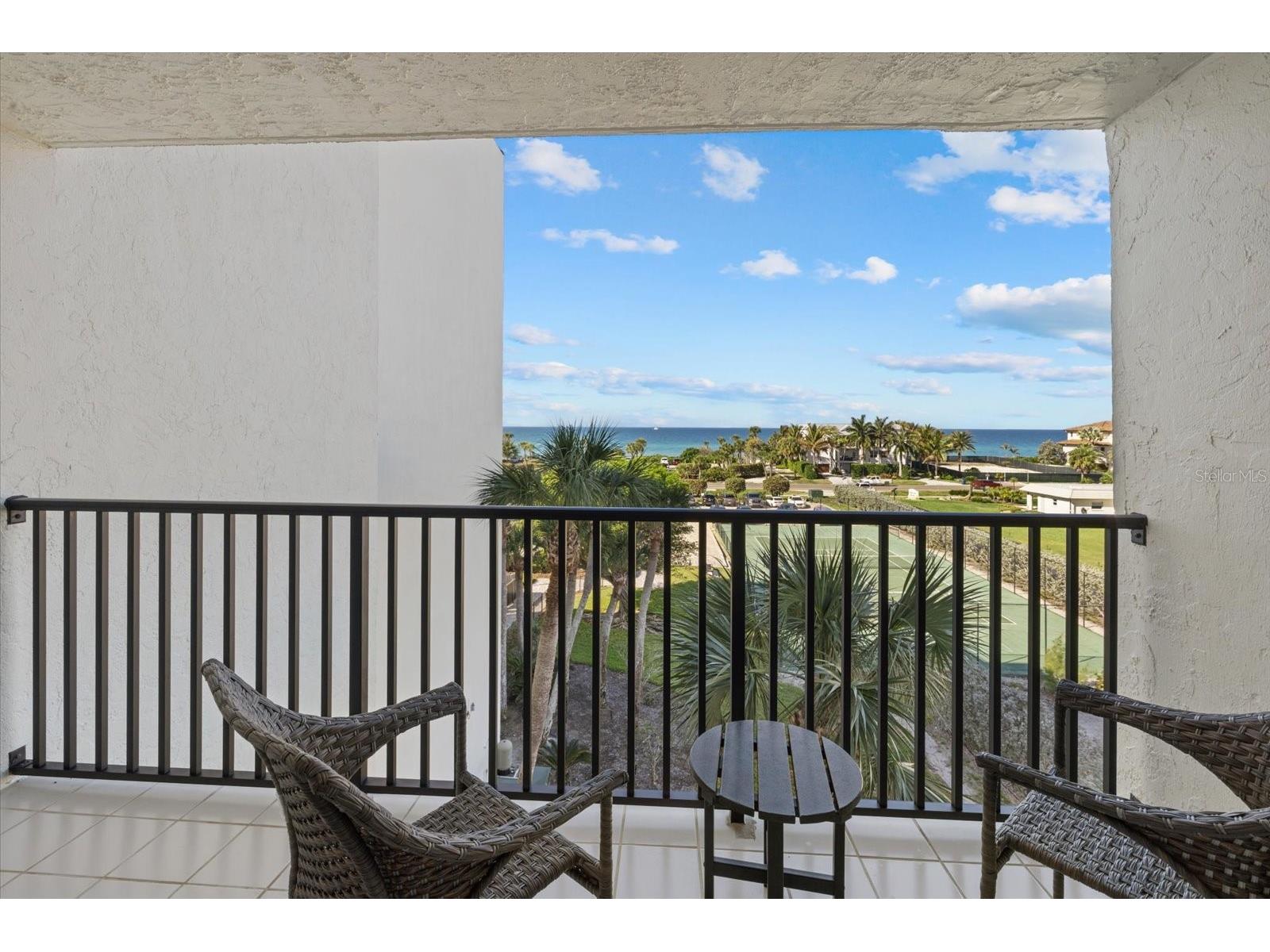 3240 Gulf Of Mexico Drive #B402 Longboat Key FL 34228 - BUTTONWOOD HARBOUR A4686024 image18