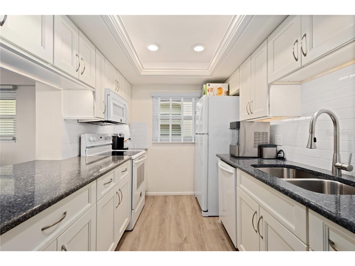 3240 Gulf Of Mexico Drive #B404 Longboat Key FL 34228 - CRANE'S BAYOU A4627070 image16