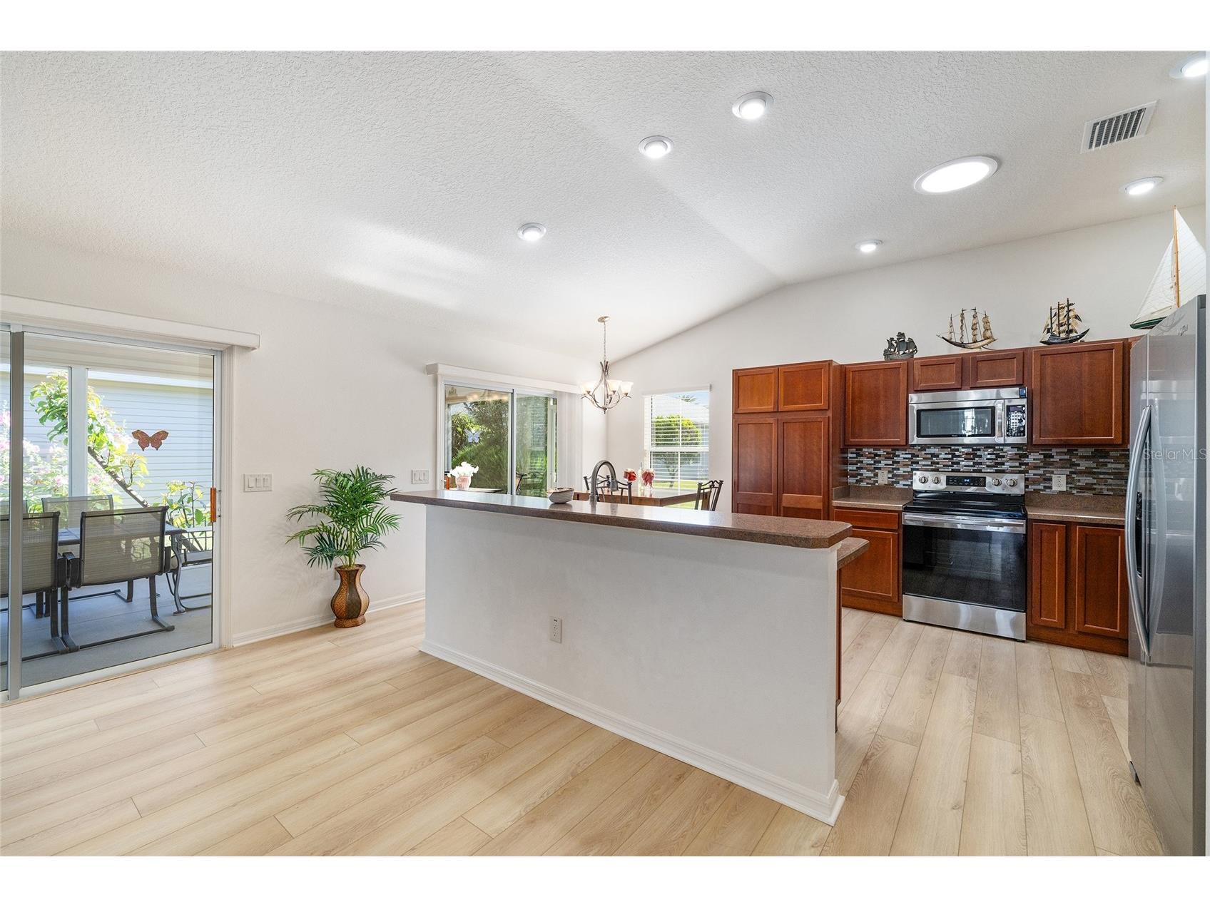 3240 Islawild Way The Villages FL 32163 G5111387 image10