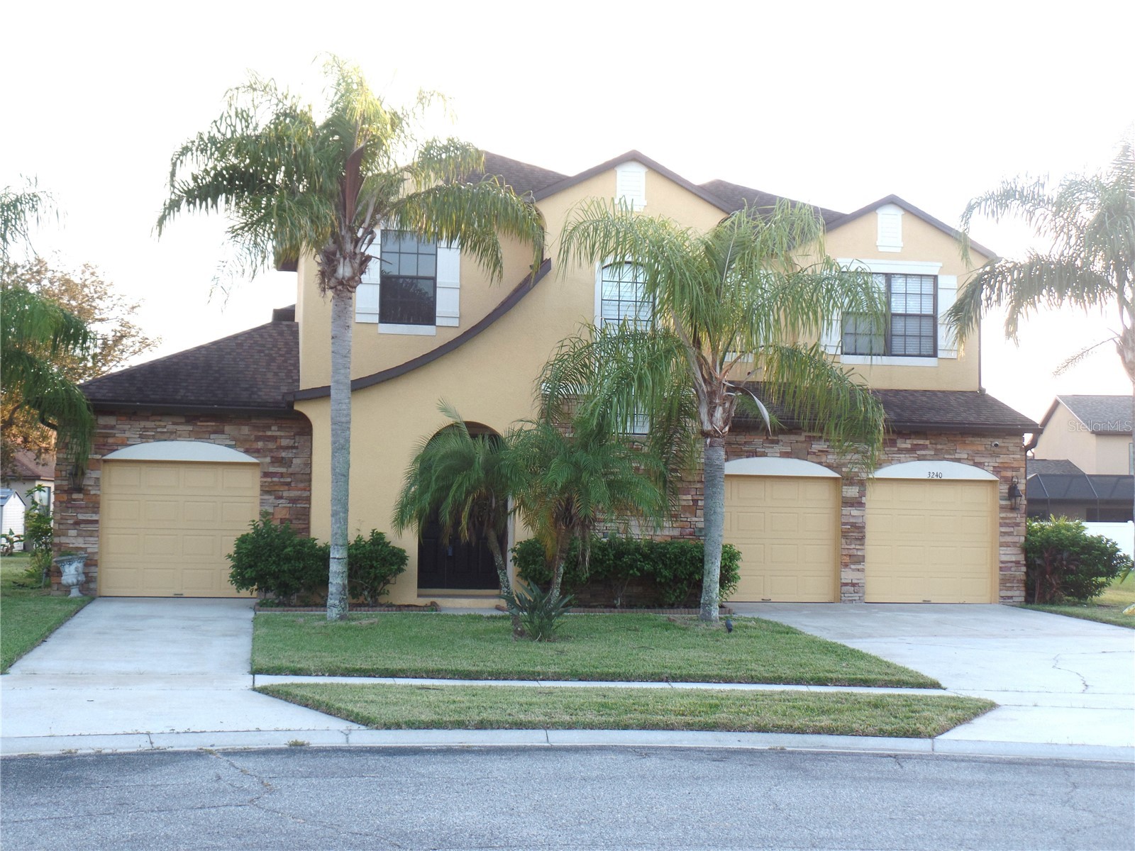 3240 Pineapple Isle Drive Kissimmee FL 34746 S5151050 image1
