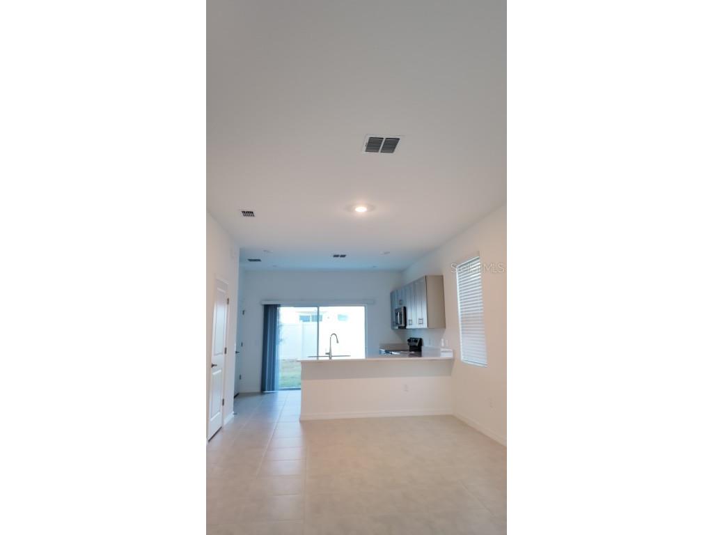 3240 Skyline Loop Kissimmee FL 34758 S5141200 image5