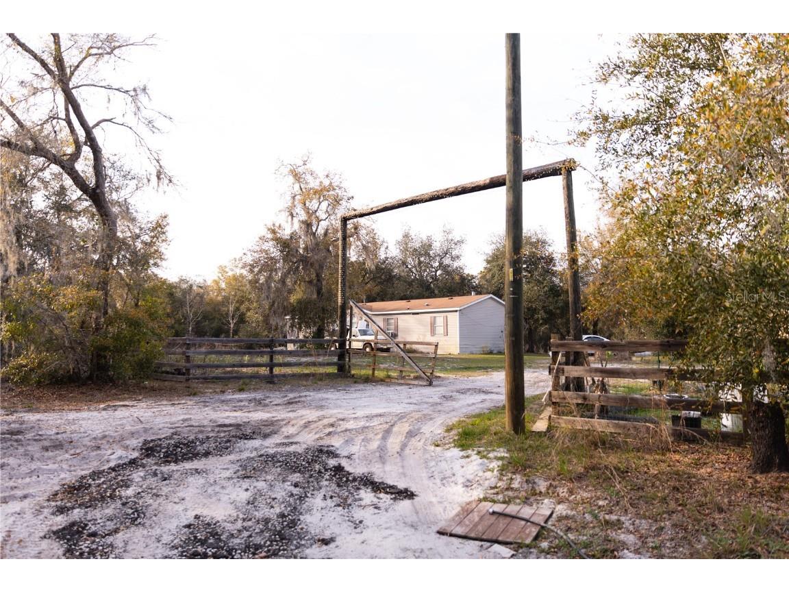 32407 Red Oak Drive Eustis FL 32736 O6091970 image1