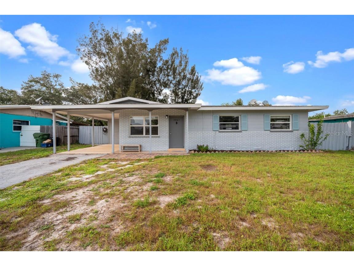 3241 Bailey Street Sarasota FL 34237 A4576348 image1