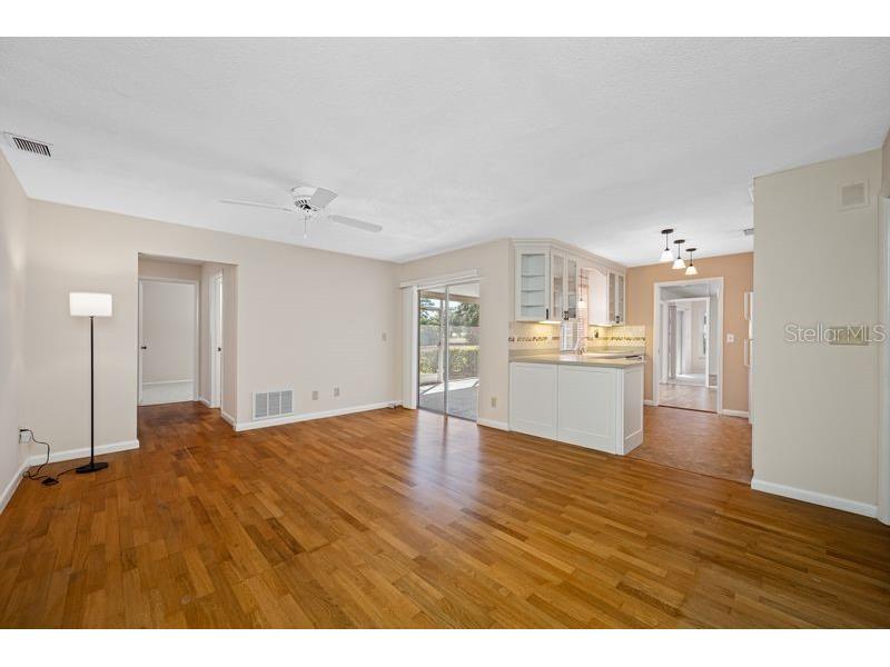 3241 Buckhorn Dr Clearwater FL 33761 TB8471262 image13