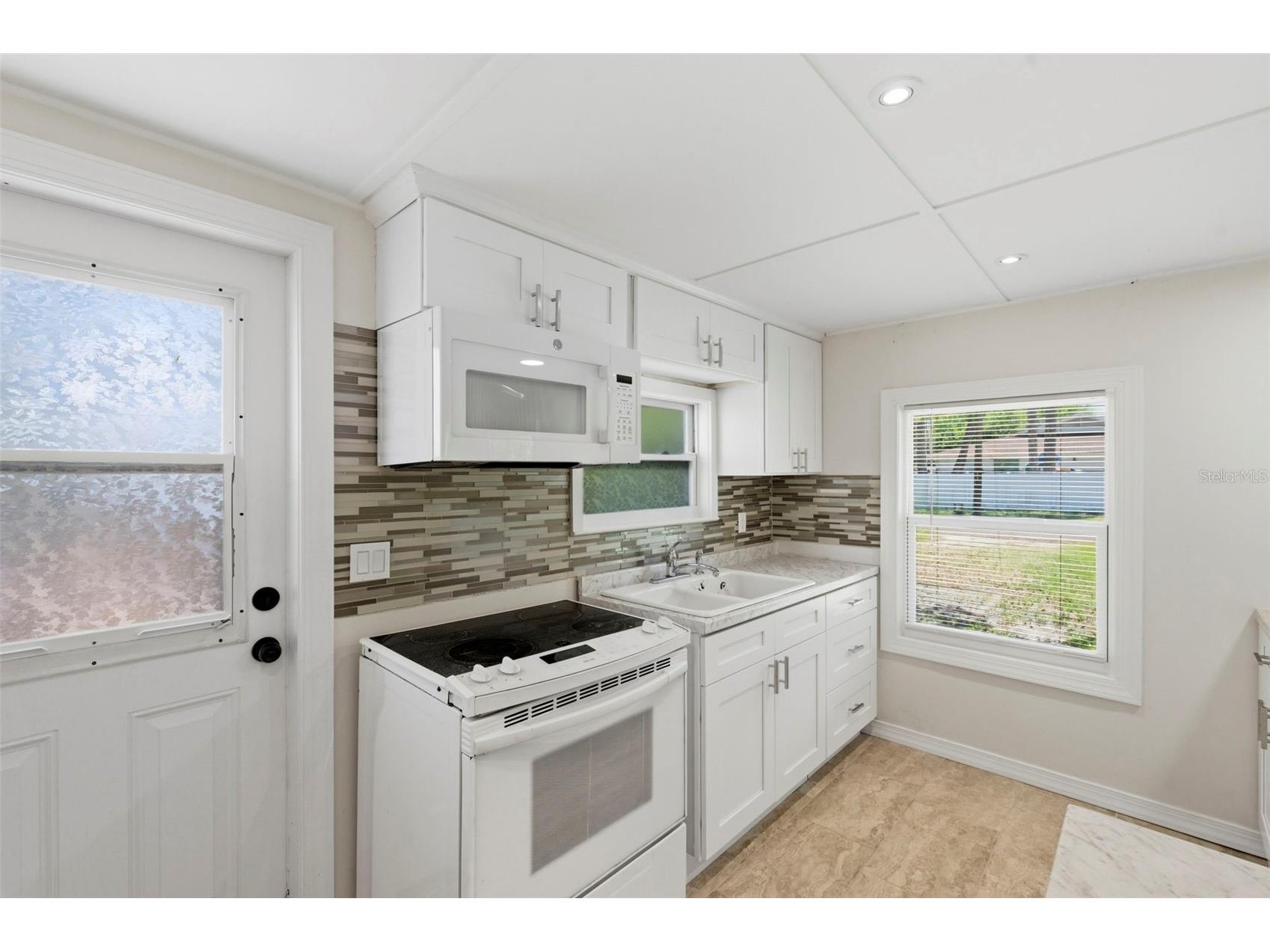 3241 Laurel Ave Clearwater FL 33762 TB8489254 image11