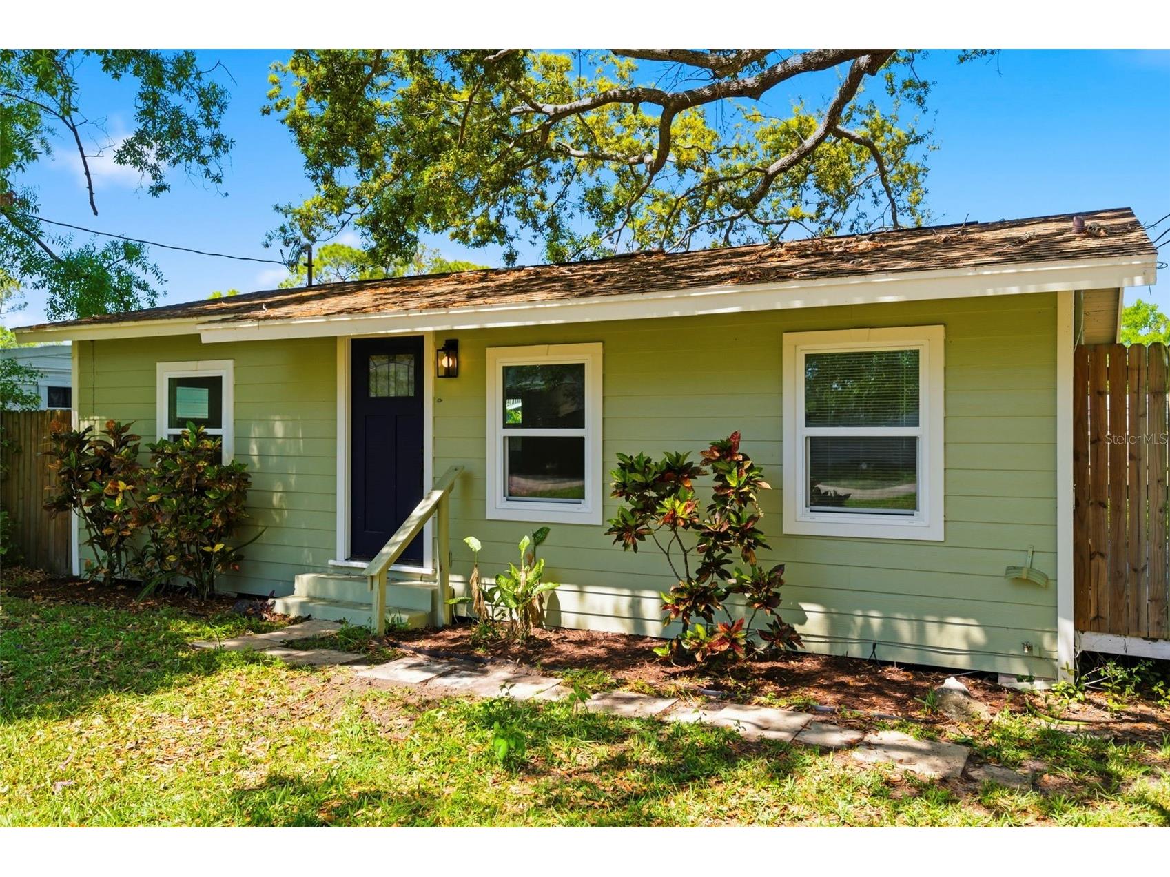 3241 Laurel Ave Clearwater FL 33762 TB8489254 image2
