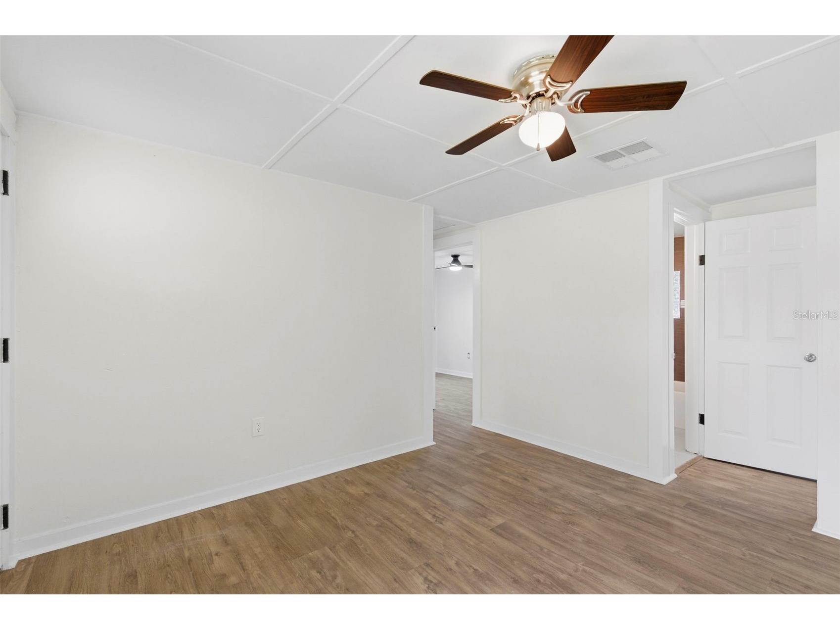 3241 Laurel Ave Clearwater FL 33762 TB8489254 image7