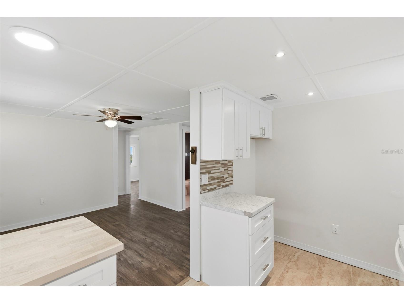 3241 Laurel Ave Clearwater FL 33762 TB8489254 image8