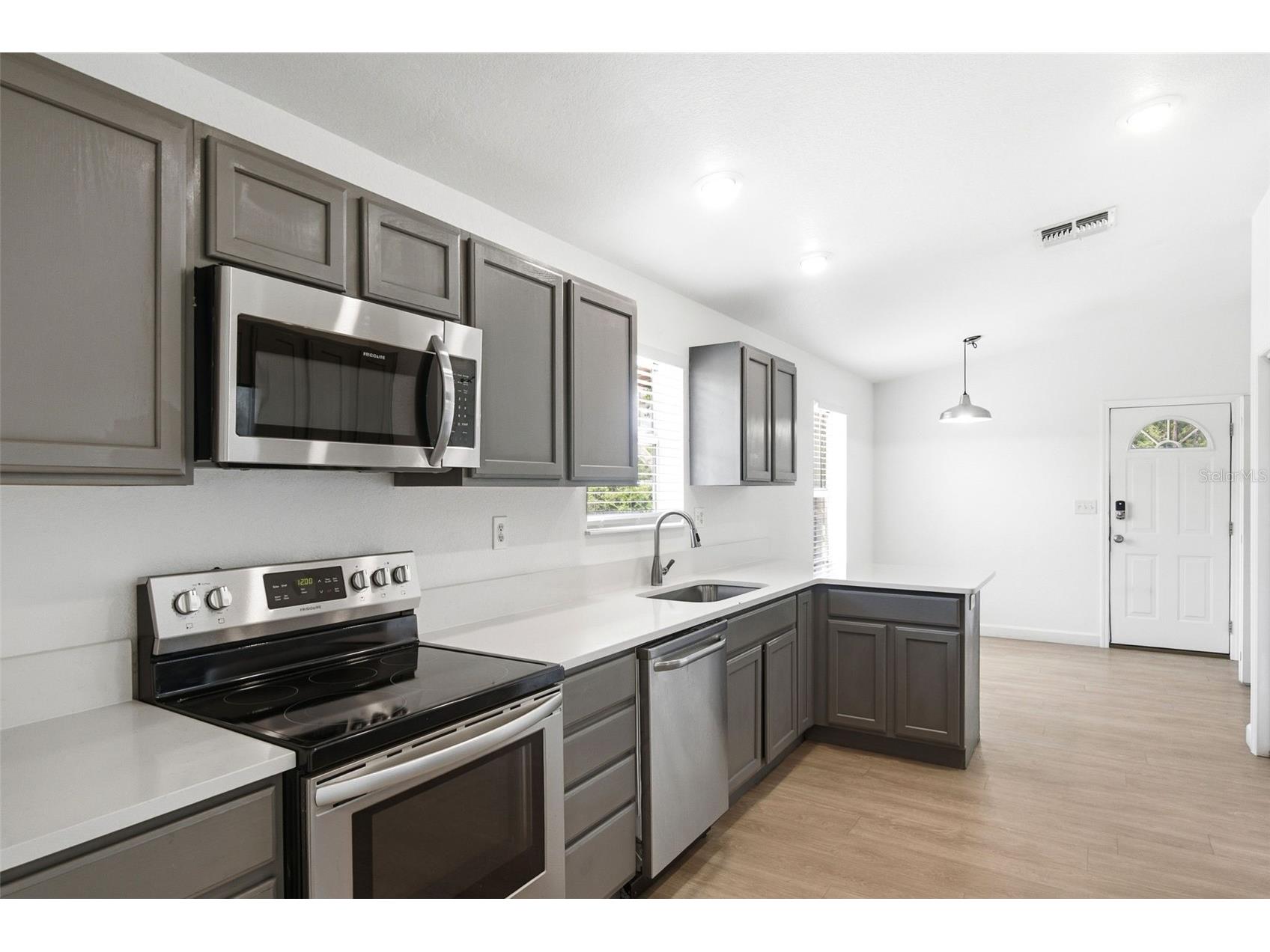 32416 Pine Road Eustis FL 32736 V4950029 image15