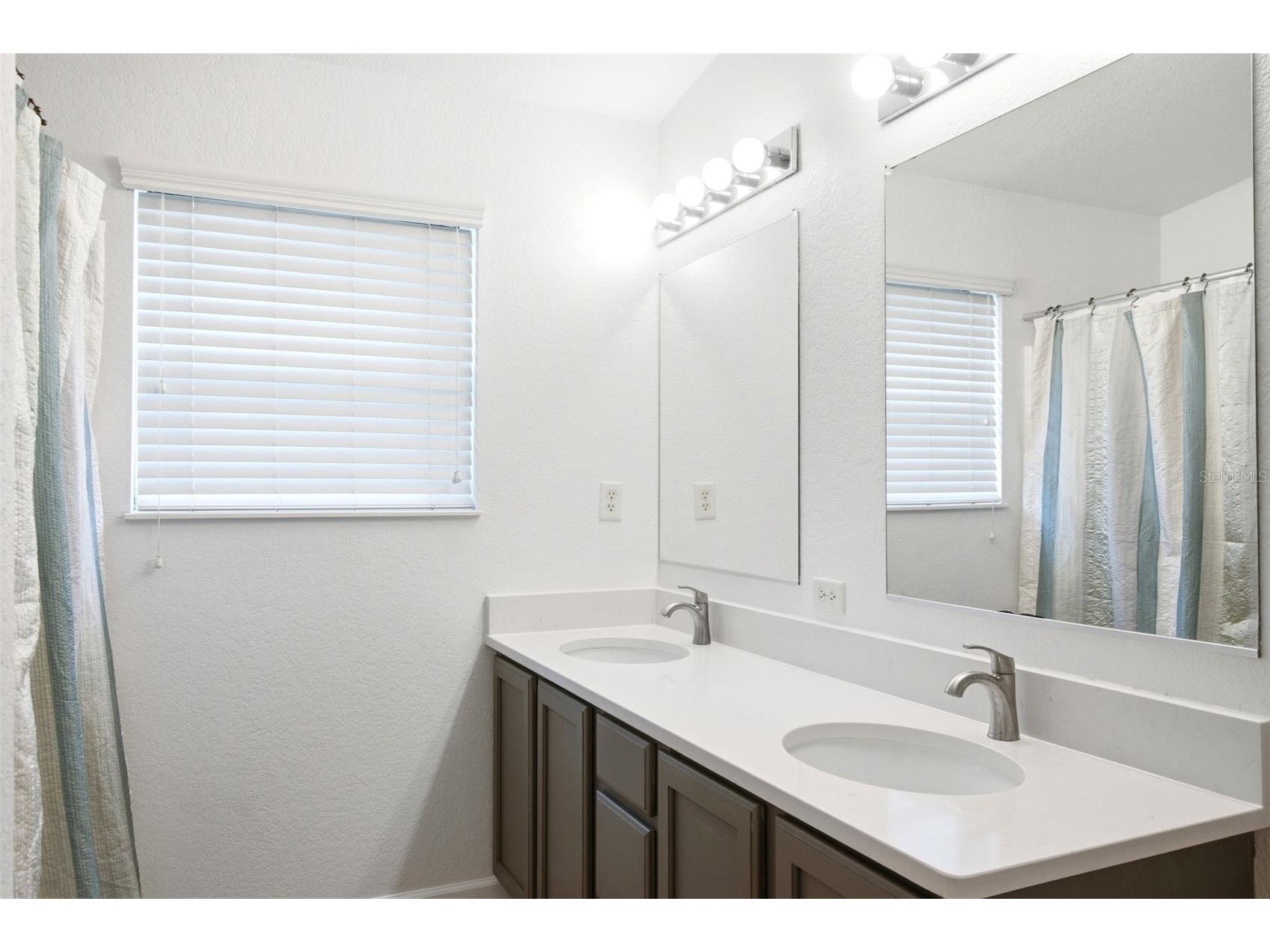 32416 Pine Road Eustis FL 32736 V4950029 image22