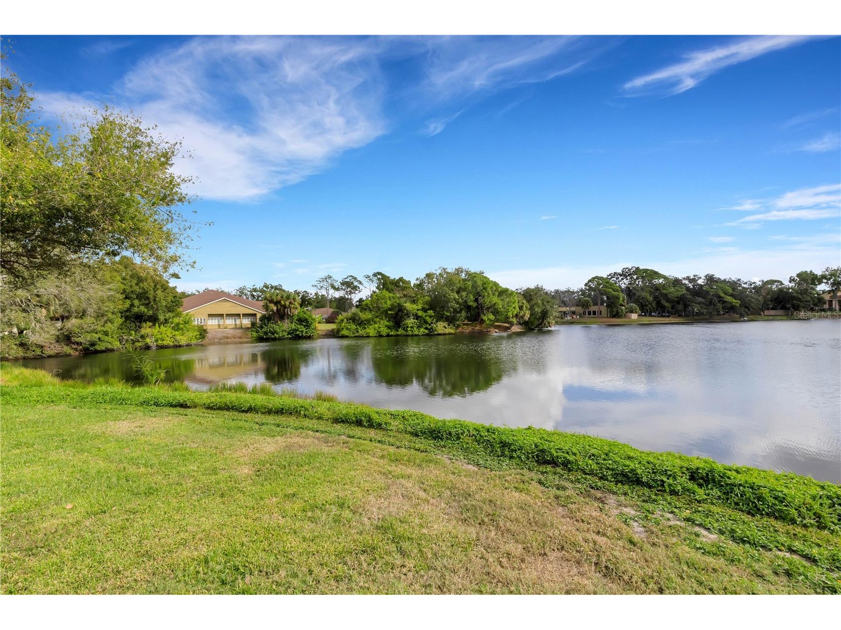 3242 Ringwood Meadow #76 Sarasota FL 34235 A4677541 image4