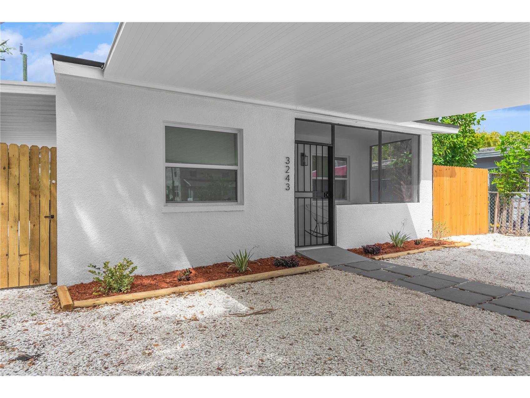 3243 6th Avenue S Saint Petersburg FL 33712 W7884730 image1