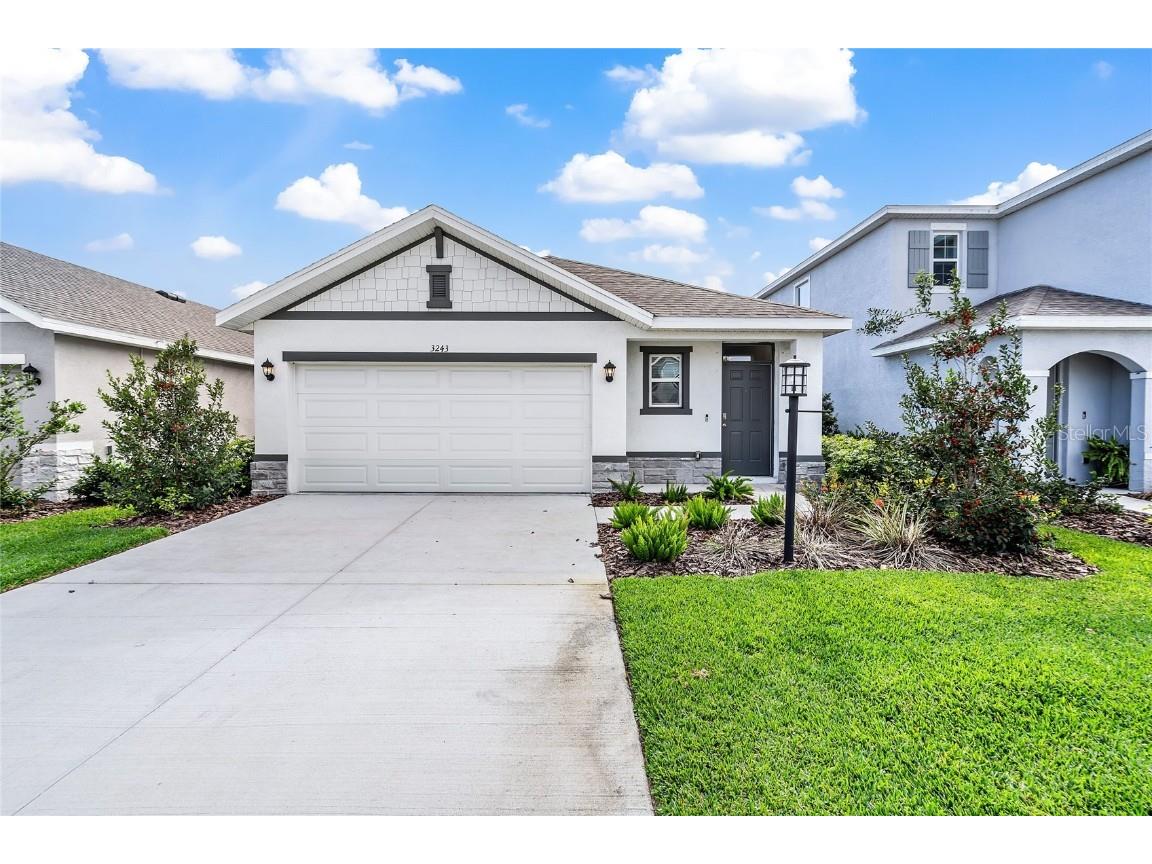 3243 Hilltop Circle Bradenton FL 34211 A4597165 image1