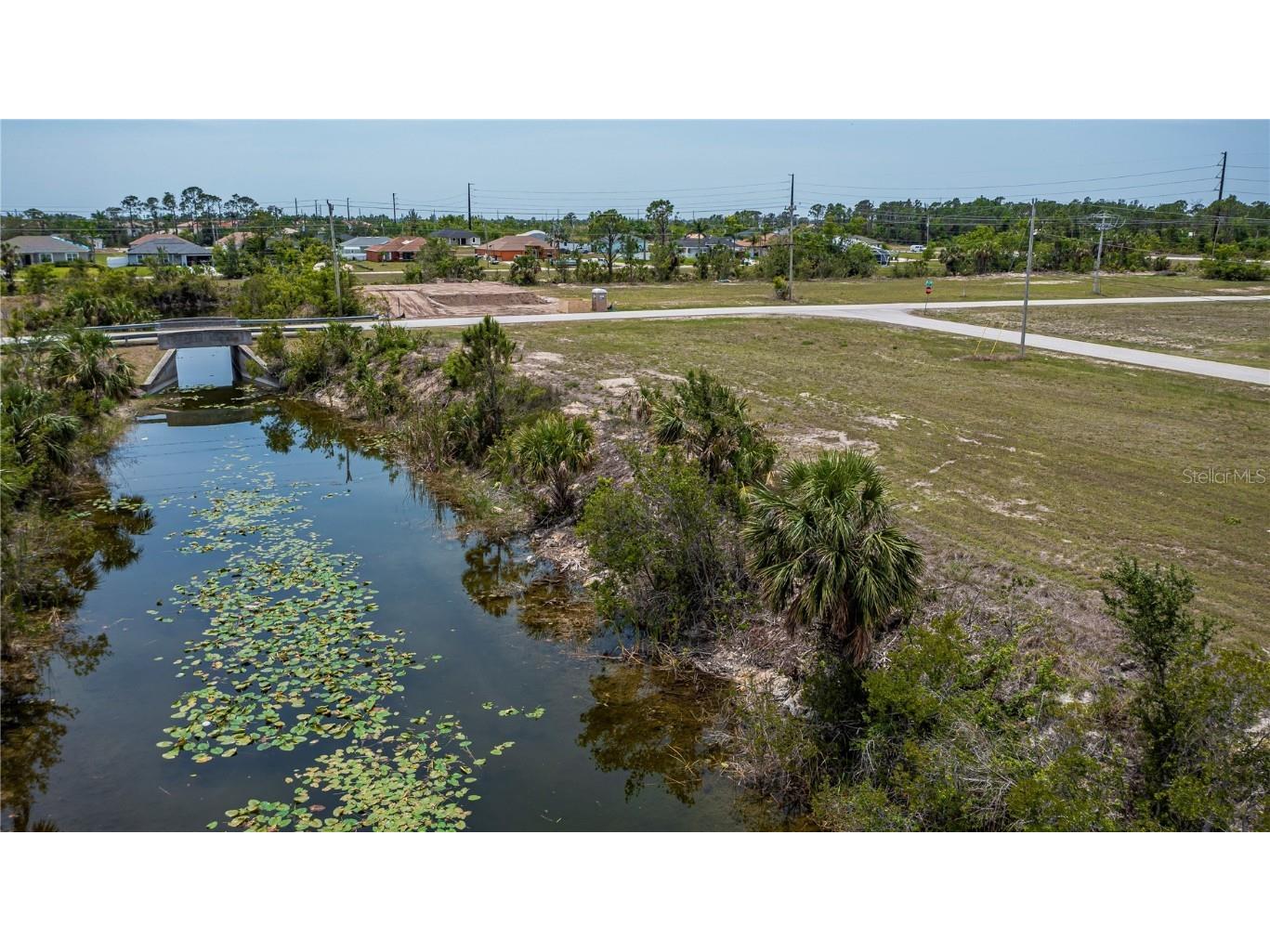 3243 NE 9th Avenue Cape Coral FL 33909 C7475720 image1