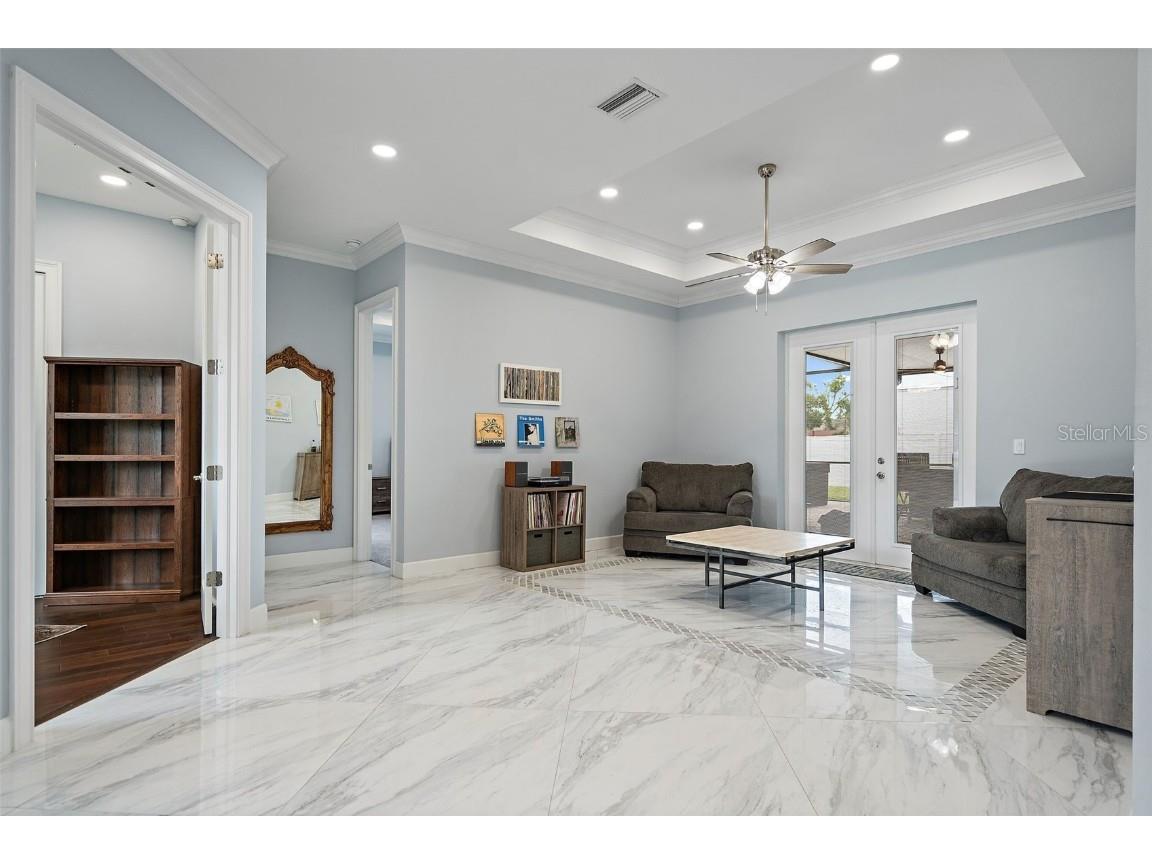 3244 55th Ave N Saint Petersburg FL 33714 O6314134 image5