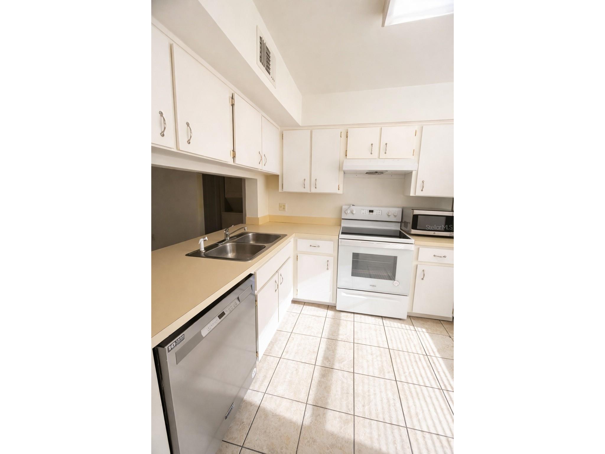 3244 Candle Ridge Drive #202 Orlando FL 32822 R4910549 image5