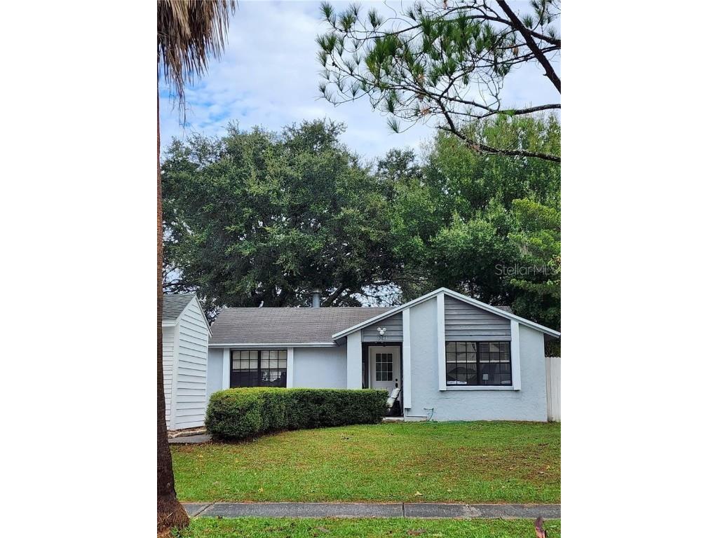 3244 Fox Lake Drive Tampa FL 33618 U8220887 image1