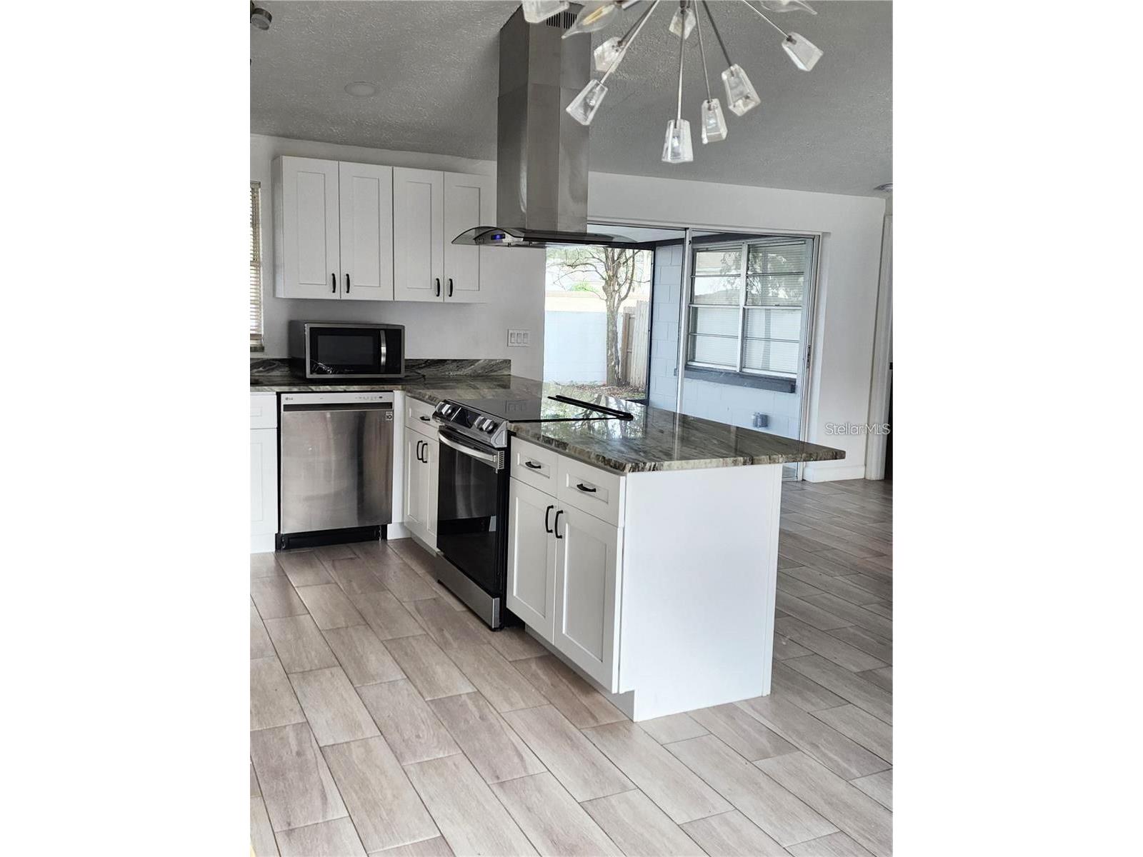 3244 Fox Lake Drive Tampa FL 33618 TB8482573 image4