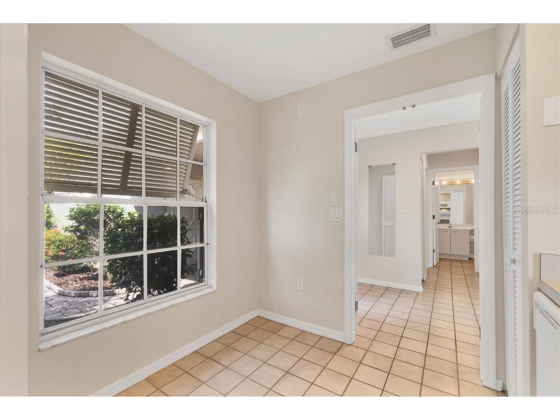 3244 Ringwood Meadow #77 Sarasota FL 34235 A4663917 image15