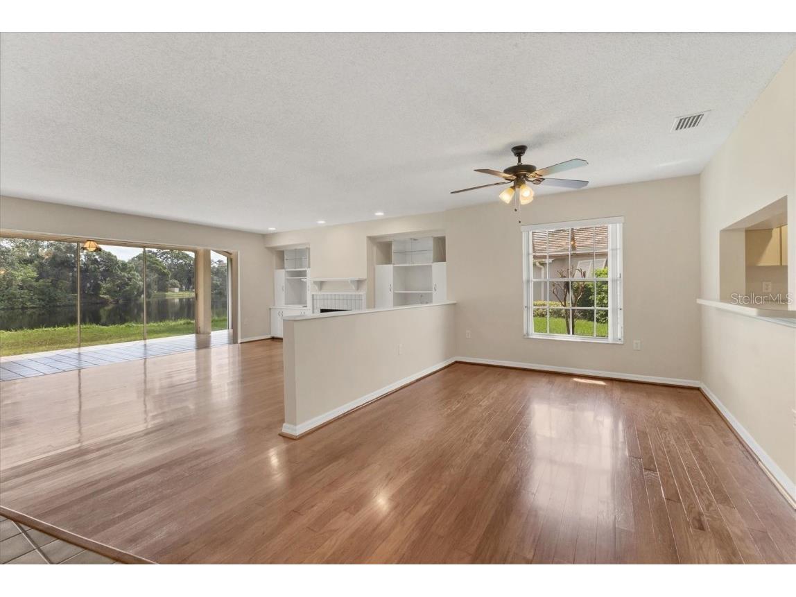 3244 Ringwood Meadow #77 Sarasota FL 34235 A4663917 image17